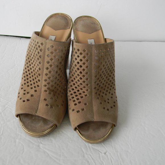 Diane Von Furstenberg Taviano Laser Cut TAN/TAUPE Heeled Mule Sandal Sz 7M - Picture 2 of 7